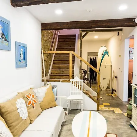 The Surf Embassy * Peniche